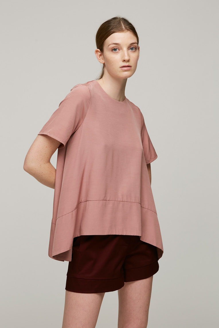 Broad Hem Swing Top