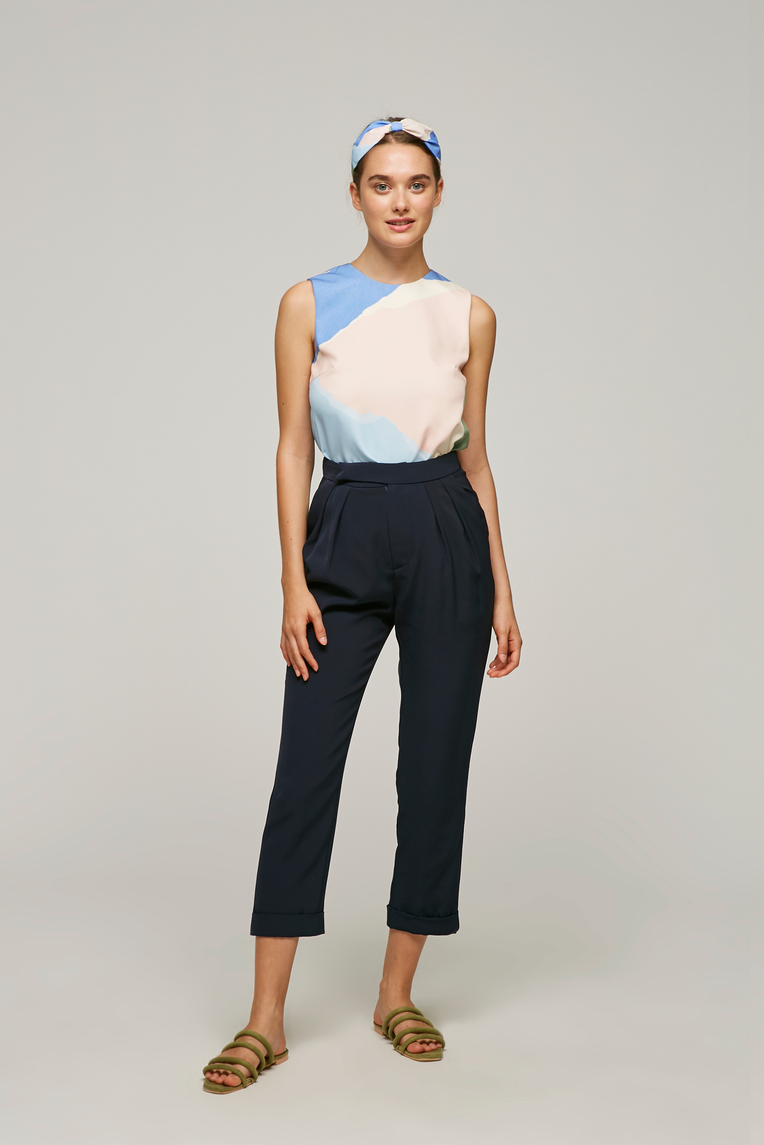 Harbour Curve Hem Top